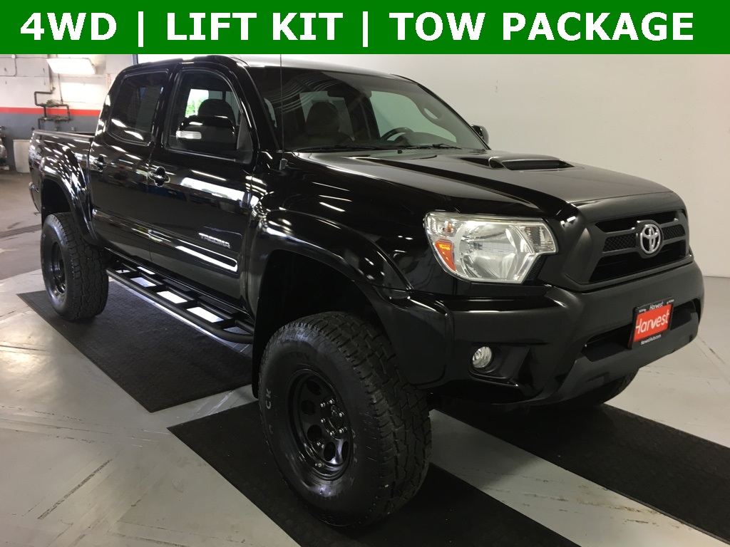 Pre-Owned 2015 Toyota Tacoma Base 4WD